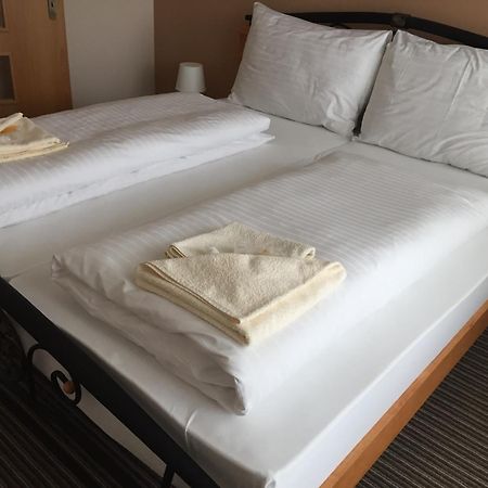 Bed & Breakfast Hotel Perla Nové Mesto nad Váhom Εξωτερικό φωτογραφία