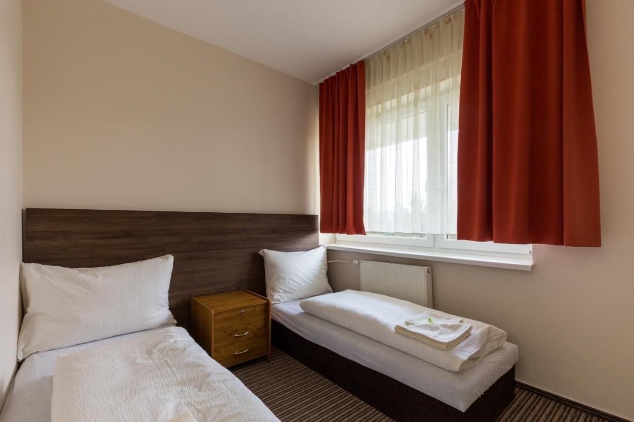 Bed & Breakfast Hotel Perla Nové Mesto nad Váhom Εξωτερικό φωτογραφία