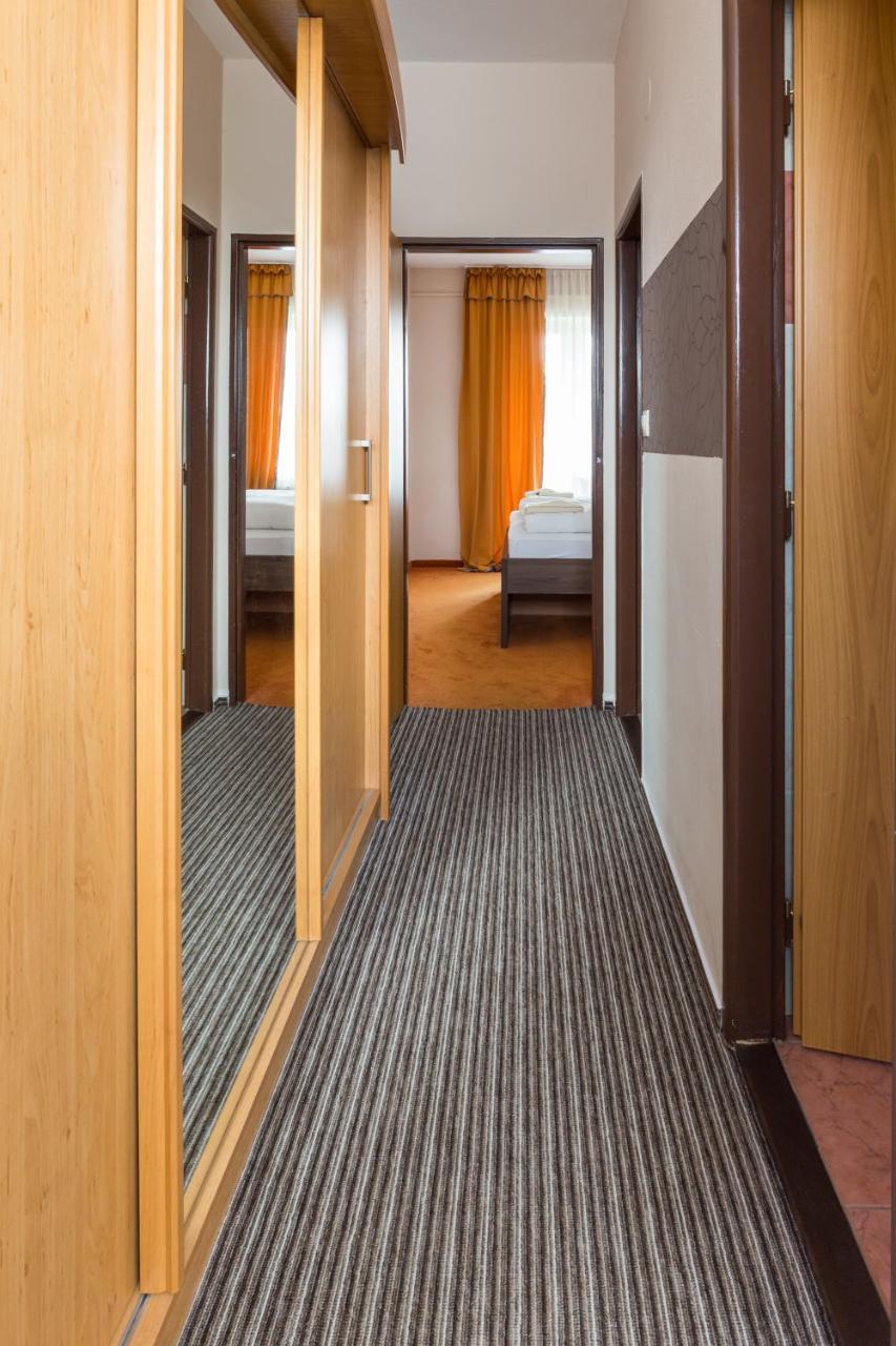 Bed & Breakfast Hotel Perla Nové Mesto nad Váhom Εξωτερικό φωτογραφία
